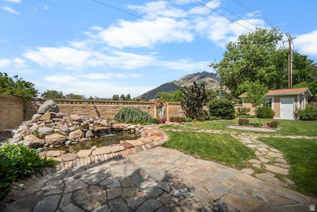 2563 E SUNDOWN AVE, Cottonwood Heights, UT 84121