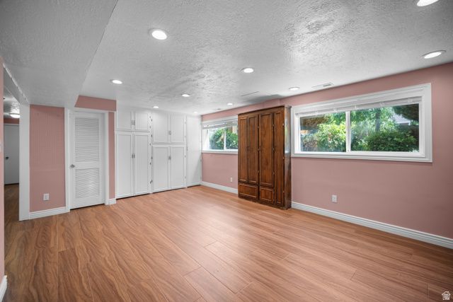 2563 E SUNDOWN AVE, Cottonwood Heights, UT 84121