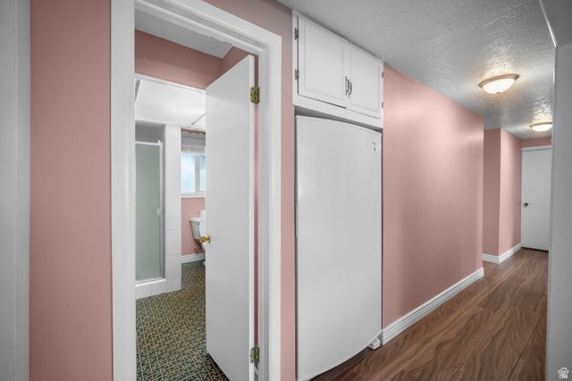 2563 E SUNDOWN AVE, Cottonwood Heights, UT 84121