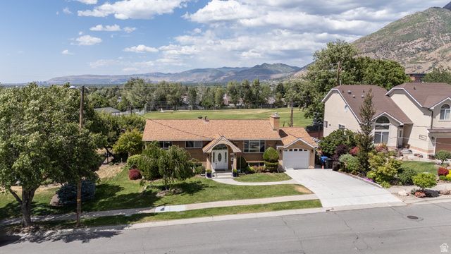 2563 E SUNDOWN AVE, Cottonwood Heights, UT 84121