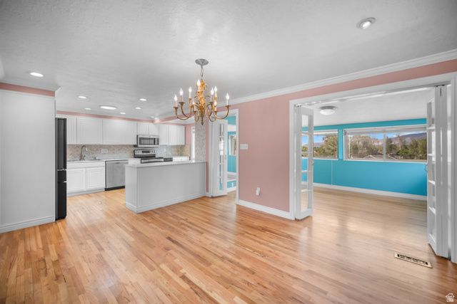 2563 E SUNDOWN AVE, Cottonwood Heights, UT 84121