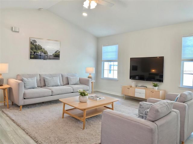 3816 NW 27TH STREET, Gainesville, FL 32605