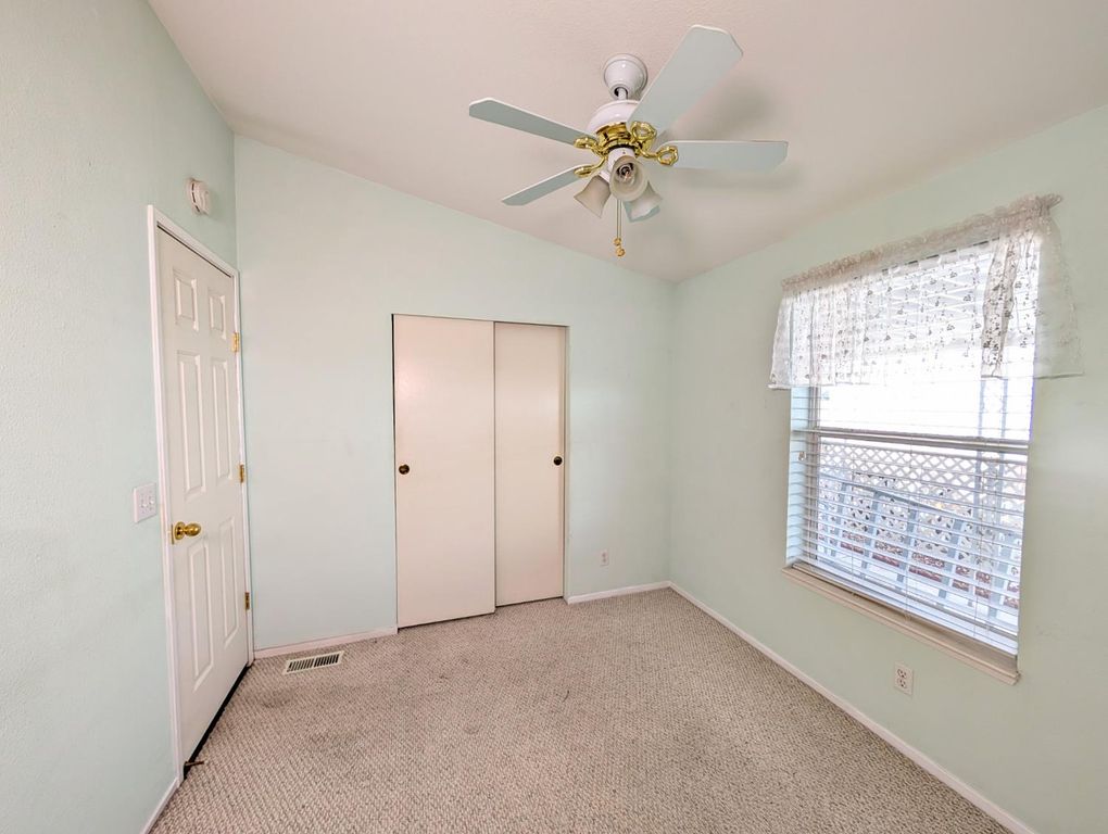 Image 14 of property listing at 1001 Sylmar Avenue # 131, Clovis, CA 93612