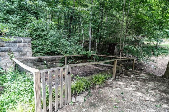 2956 Horseleg Creek Road, Rome, GA 30165