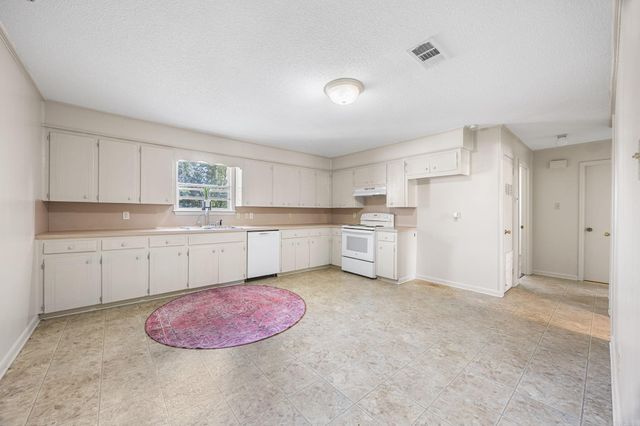 211 S Polk Street, Cabot, AR 72023