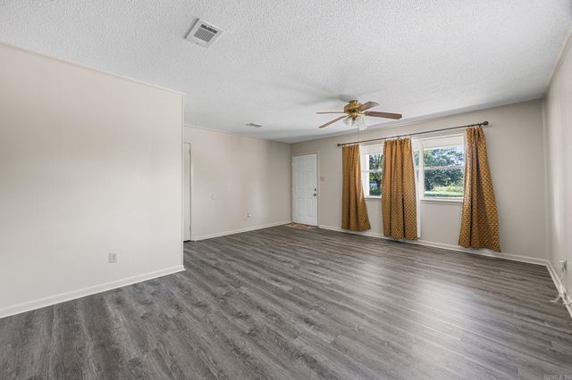 211 S Polk Street, Cabot, AR 72023
