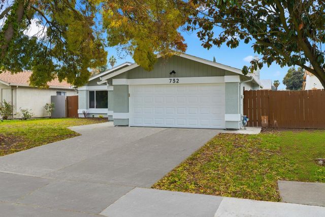 732 Fordham Dr, Stockton, CA 95210