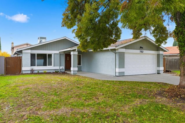 732 Fordham Dr, Stockton, CA 95210