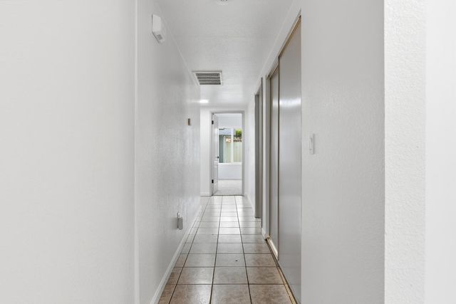 732 Fordham Dr, Stockton, CA 95210