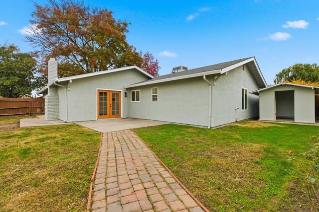 732 Fordham Dr, Stockton, CA 95210