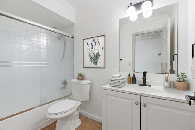 732 Fordham Dr, Stockton, CA 95210