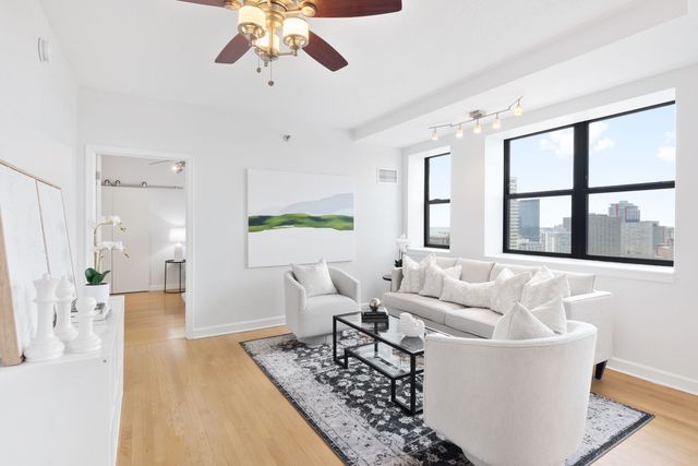 1529 S State Street 22K, Chicago, IL 60605