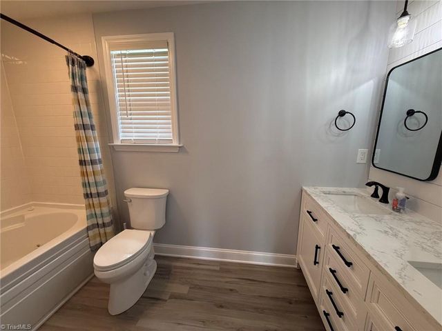 2740 Bridgeport Drive, Winston-salem, NC 27103