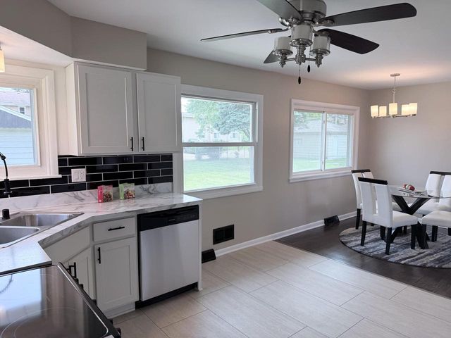 7713 W Verona COURT, Milwaukee, WI 53219