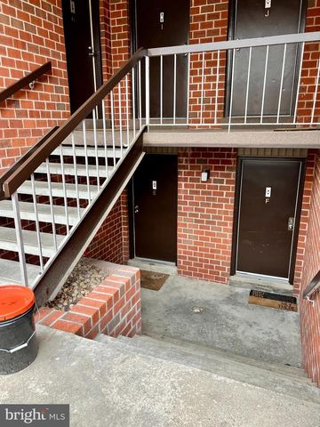 1210 E HAMPTON HILL CT, Harrisburg, PA 17111