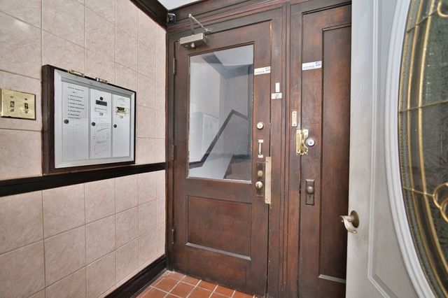 6215 N Talman Avenue, Chicago, IL 60659