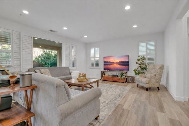 263 263 E Vita Ave, Mountain House, CA 95391