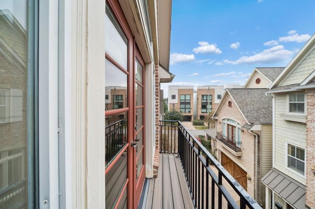 2024 Vermont Street, Houston, TX 77019