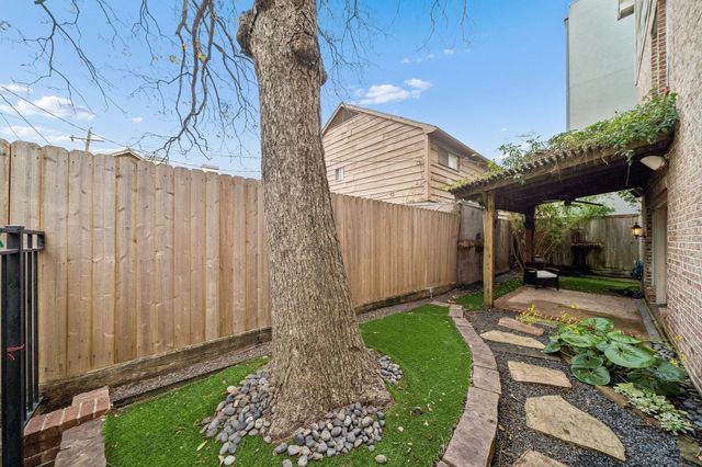 2024 Vermont Street, Houston, TX 77019