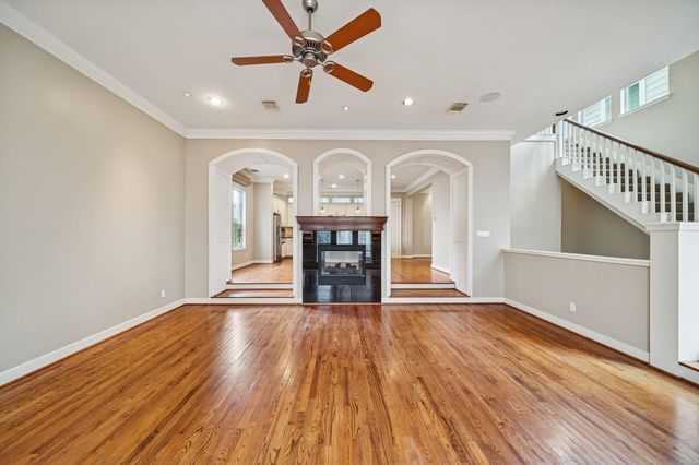 2024 Vermont Street, Houston, TX 77019