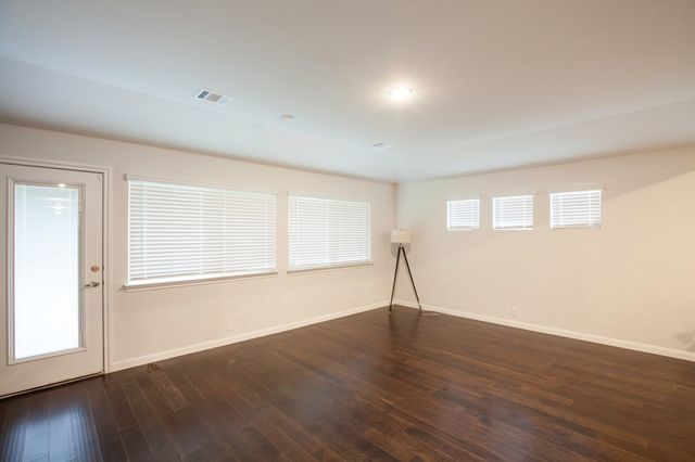 3811 Thomas Plains Drive, Forney, TX 75126