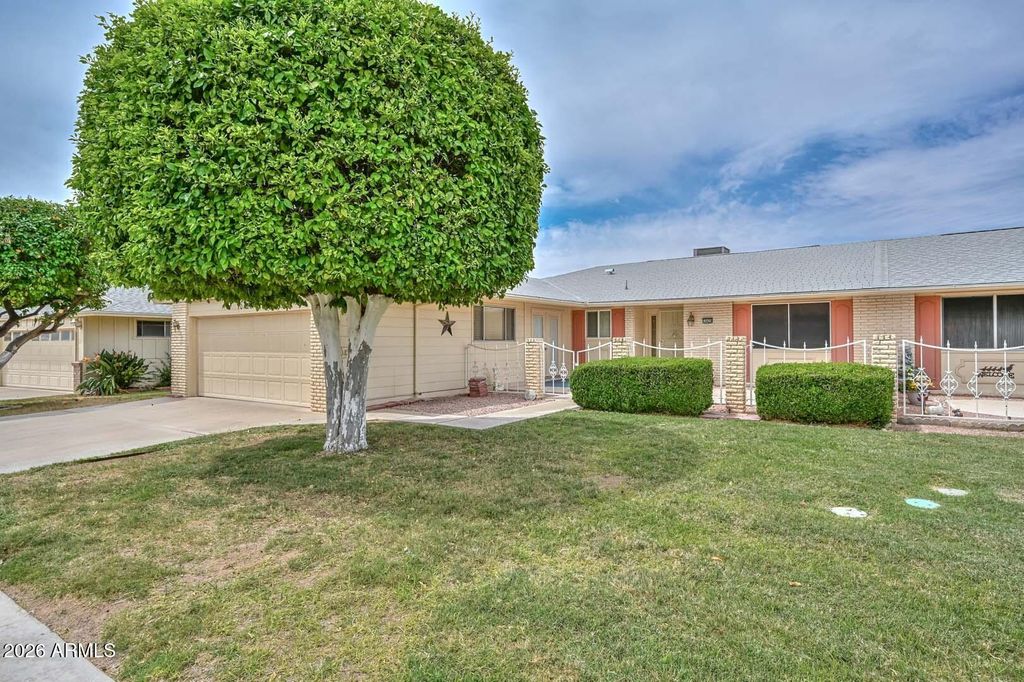 10428 W DESERT FOREST Circle, Sun City, AZ 85351