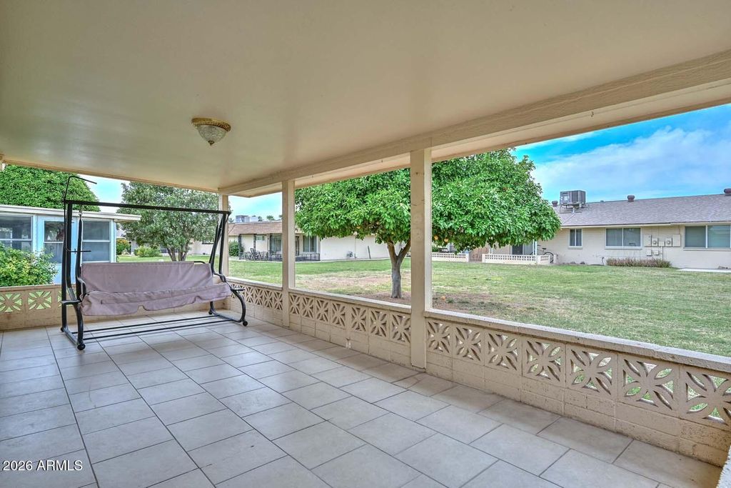 Image 15 of property listing at 10428 W DESERT FOREST Circle, Sun City, AZ 85351