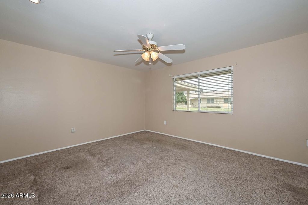 Image 29 of property listing at 10428 W DESERT FOREST Circle, Sun City, AZ 85351
