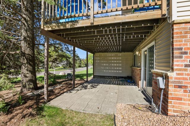 1812 E 123rd Street, Burnsville, MN 55337