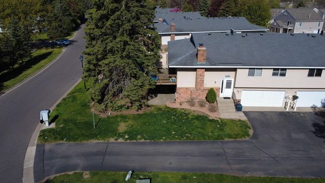 1812 E 123rd Street, Burnsville, MN 55337