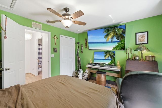 3051 TRAVERSE AVENUE, North Port, FL 34286