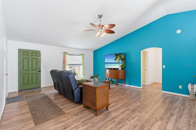 3051 TRAVERSE AVENUE, North Port, FL 34286