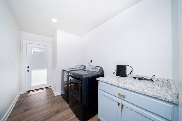 410 E Clarksville St, Jefferson, TX 75657