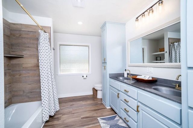 410 E Clarksville St, Jefferson, TX 75657