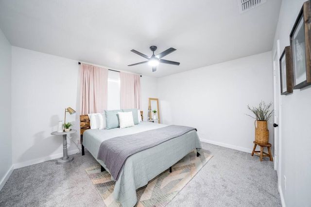 410 E Clarksville St, Jefferson, TX 75657