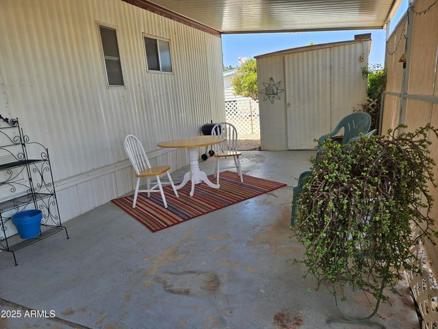 654 E Ranch Road 53, San Tan Valley, AZ 85140