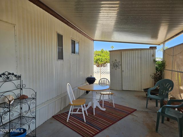 654 E Ranch Road 53, San Tan Valley, AZ 85140