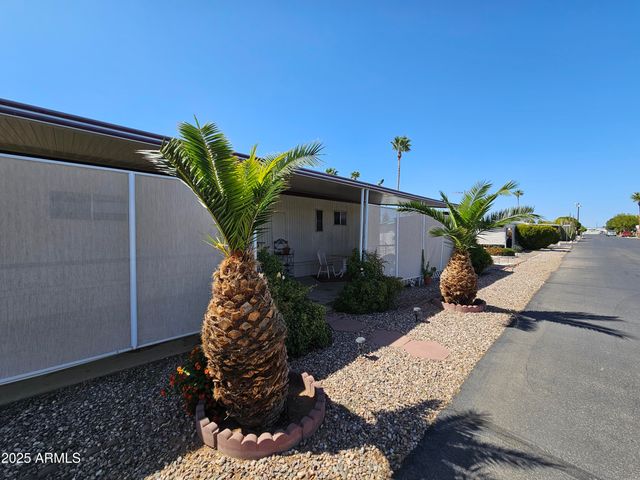 654 E Ranch Road 53, San Tan Valley, AZ 85140