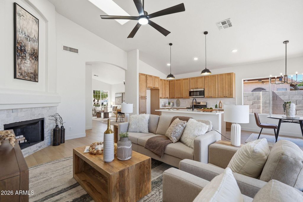 14449 S 44TH Street, Phoenix, AZ 85044