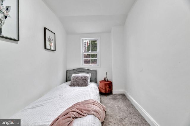 98 ELMIRA ST SW, Washington, DC 20032