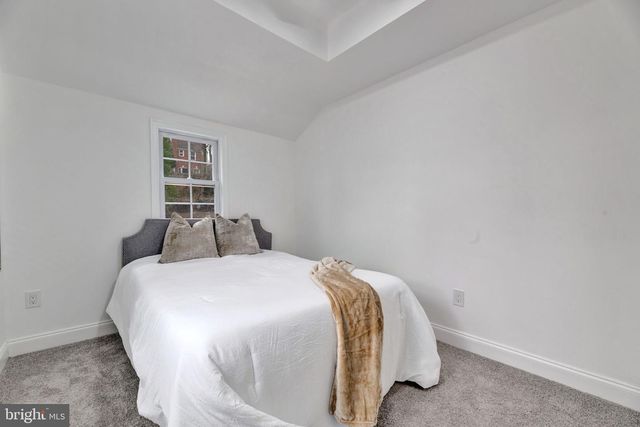 98 ELMIRA ST SW, Washington, DC 20032