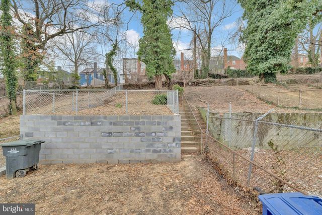 98 ELMIRA ST SW, Washington, DC 20032