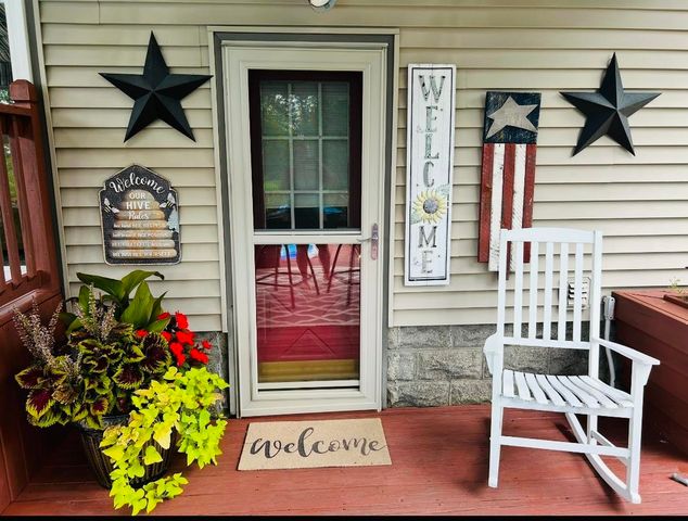 1408 S Huron Road, Kawkawlin, MI 48631