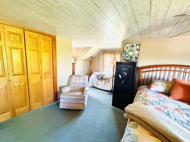 1408 S Huron Road, Kawkawlin, MI 48631