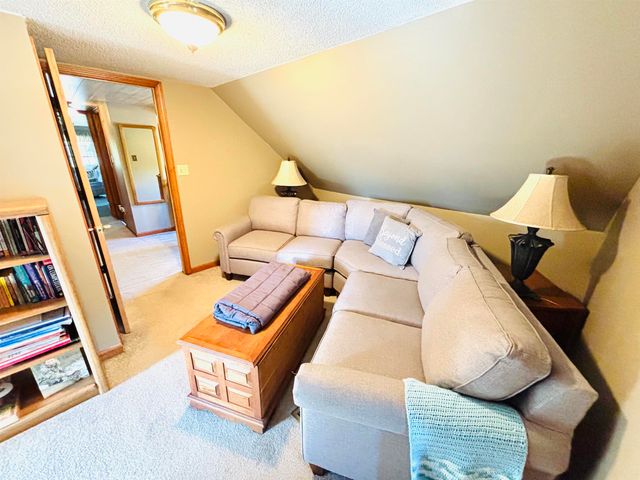 1408 S Huron Road, Kawkawlin, MI 48631