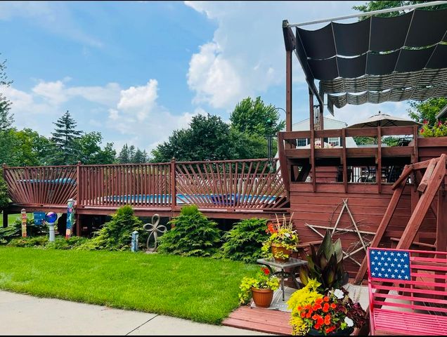 1408 S Huron Road, Kawkawlin, MI 48631