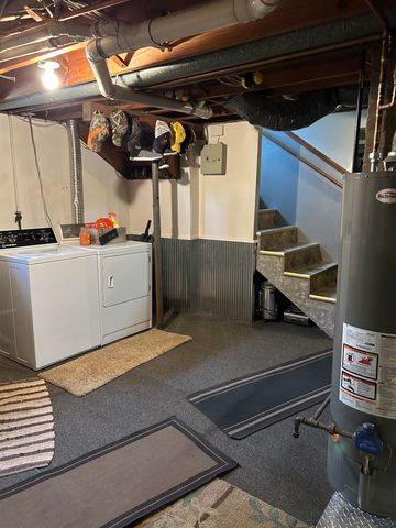 1408 S Huron Road, Kawkawlin, MI 48631