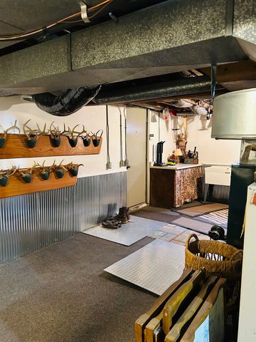 1408 S Huron Road, Kawkawlin, MI 48631