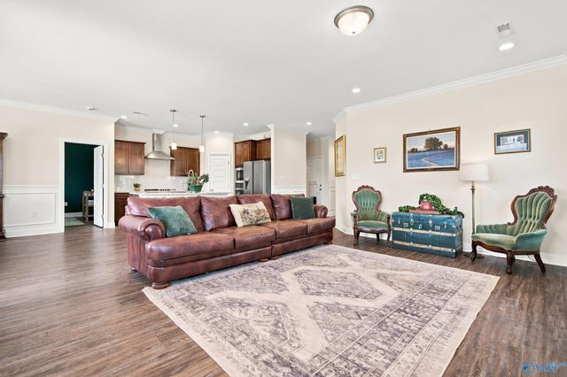 211 Goldie Court, New Market, AL 35761