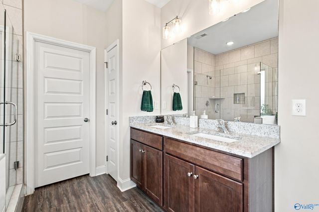 211 Goldie Court, New Market, AL 35761